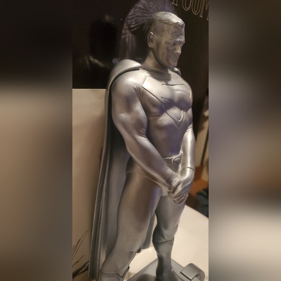 LIMITED EDITION- Alex Ross SIGNED- Kingdom Come Superman Statue - Picture 8 of 11